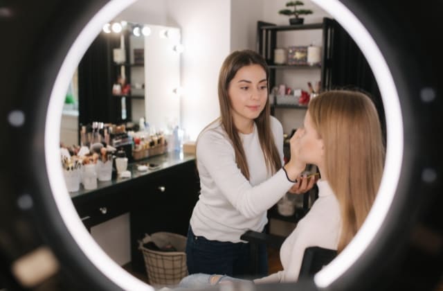 Tư Vấn Makeup Cá Nhân Hoàn Hảo Trong Mọi Buổi Tiệc