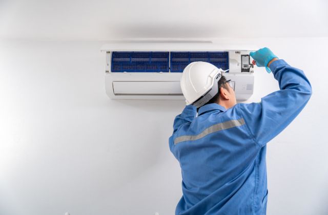 Dịch Vụ Sửa Máy Lạnh Uy Tín – Phục Vụ Nhanh Chóng 24/7