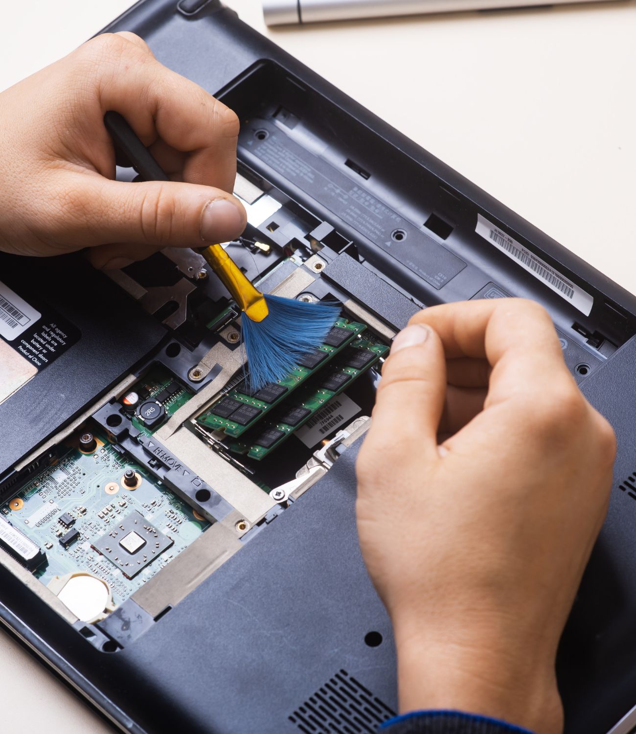 Thay pin laptop Cà Mau chính hãng